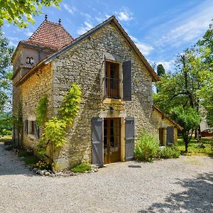 Character House With Swimming Pool Villa Saint-Cernin  Room photo