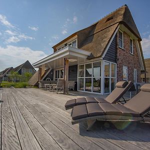 Villa With Sunshower At Tjeukemeer Delfstrahuizen Exterior photo