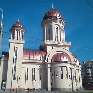 Studio Cathedral Leilighet Brăila Exterior photo