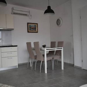 Apartman Walkow Leilighet Vukovar Exterior photo