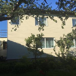 Transvaali 28 B&B Kuressaare Exterior photo