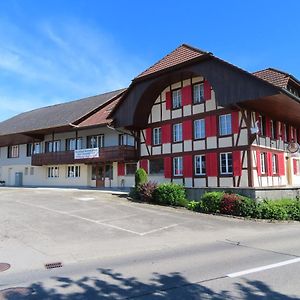 Gasthof Schwanen Radelfingen Hotell Exterior photo