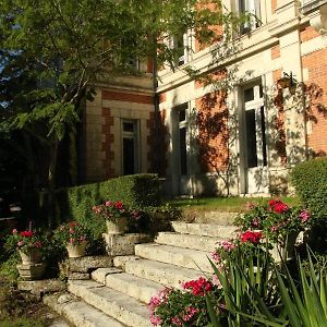 Domaine De Champ Rose Bed & Breakfast Saint-Laurent-de-Belzagot Exterior photo