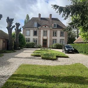 Au Manoir De La Barre Bed & Breakfast Exterior photo