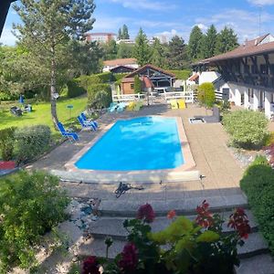 La Vieille Ferme Hotell Étupes Exterior photo