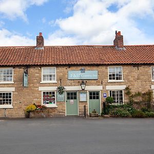 The Fox And Hounds Country Inn Pickering Exterior photo