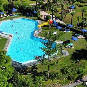 Residenza Lago Di Lugano Leilighet Bissone Exterior photo