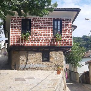 The Red Konak Villa Veliko Tŭrnovo Exterior photo