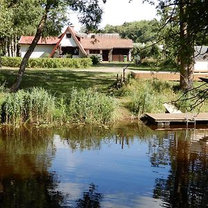 'River Lounge' Villa Parnumaa Exterior photo