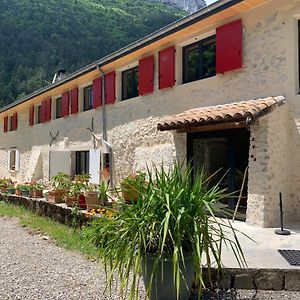 La Bergerie A Menee Hotell Châtillon-en-Diois Exterior photo