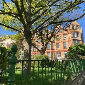 Arrandale House Hotell Douglas Exterior photo