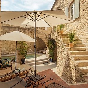 La Fugue Demeure Historique Pieds Des Cevennes Nimes Uzes Piscine Chauffee Jardin A L Italienne Hotell Brignon Exterior photo