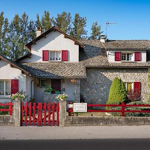 Aux Peupliers Bed & Breakfast Le Malzieu-Ville Exterior photo