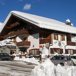 Santa San Hotell Champoluc Exterior photo