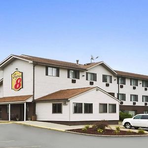 Super 8 By Wyndham New Castle Hotell Exterior photo