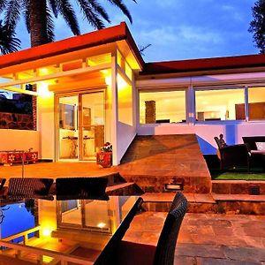 Villa With Pool And Extravagant Architecture Ingenio Exterior photo