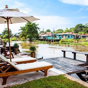 The Bank River House Ayutthaya Hotell Ang Thong Exterior photo