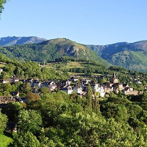 Les Rochers Hotell Saint-Savin  Exterior photo