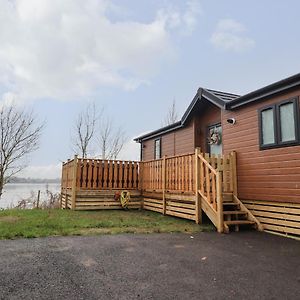 Gerrida Lodge Carnforth Exterior photo