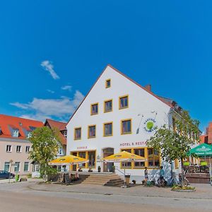 Gasthof Postbraeu Hotell Siegenburg Exterior photo