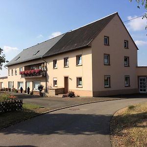 Spacious Apartment In Rodershausen With Barbecue Exterior photo