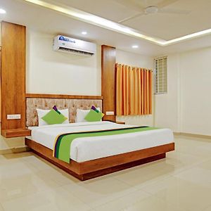 Treebo Royal Empire Indore Hotell Exterior photo