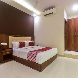 Oyo Shubham Residency Hotell Bhiwandi Exterior photo