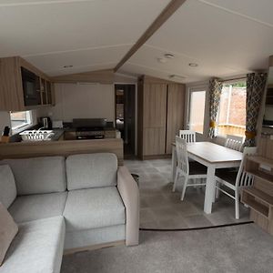 The Salmon Van - Beautiful, Luxury Static Caravan Hotell Aberlour Exterior photo