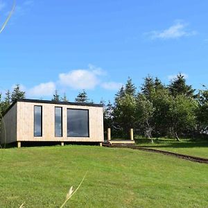 Modern Cabin With Stunning Views & Private Hot Tub Leilighet Breakish Exterior photo
