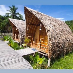 Palayan Paradise Huts Hotell San Vicente  Exterior photo