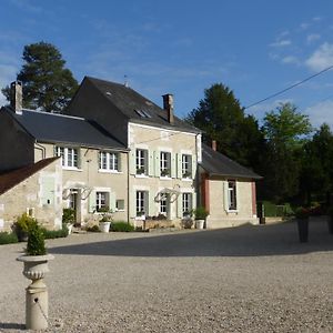 Domaine Du Bouloy Bed & Breakfast Druyes-les-Belles-Fontaines Exterior photo