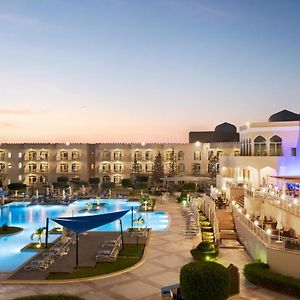 Wyndham Garden Salalah Mirbat Hotell Exterior photo