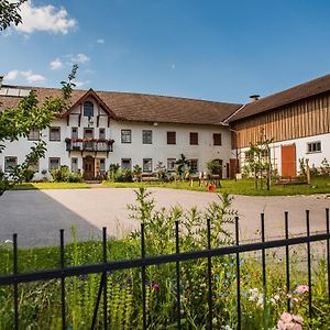 Biohof Puerten Leilighet Waldkraiburg Exterior photo