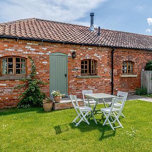 Barn End Villa Lincoln Exterior photo