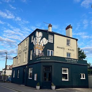 The Prince Of Wales Hotell Reigate Exterior photo