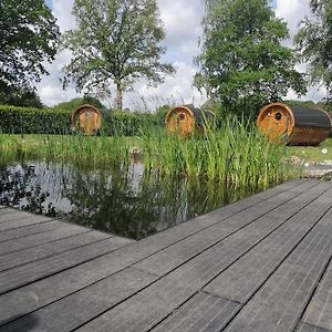 Gemuetliches Schlaffass Am Schwimmteich Mit Heizung Leilighet Burg  Exterior photo