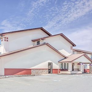 Super 8 By Wyndham Montgomery Maybrook Motel Exterior photo