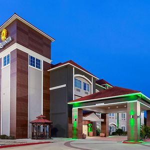 La Quinta By Wyndham Lumberton Hotell Exterior photo