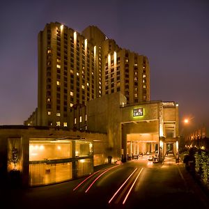 The Lalit New Delhi Hotell Exterior photo