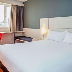 Ibis Montevideo Rambla Hotell Exterior photo