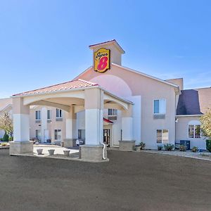 Super 8 by Wyndham Cloverdale Hotell Exterior photo