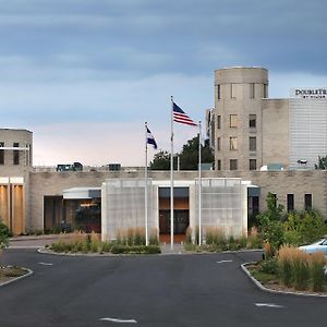 DoubleTree by Hilton Hotel Denver - Thornton Exterior photo