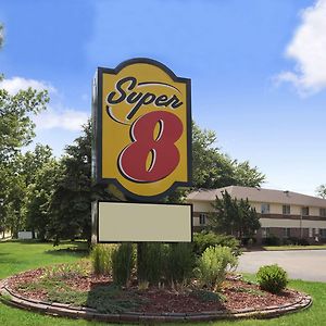 Super 8 By Wyndham Whitewater Wi Hotell Exterior photo