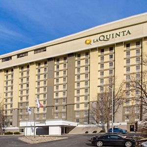 La Quinta By Wyndham Springfield Hotell Exterior photo