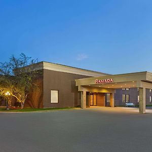 Ramada By Wyndham Fredericton Hotell Exterior photo