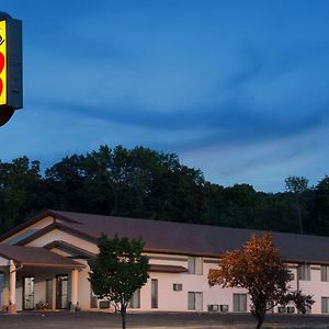 Super 8 By Wyndham Algona Hotell Exterior photo