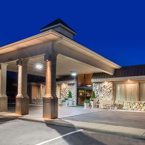 Ramada By Wyndham Midtown Grand Island Hotell Exterior photo