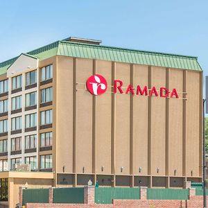 Ramada By Wyndham Cumberland Downtown Hotell Exterior photo