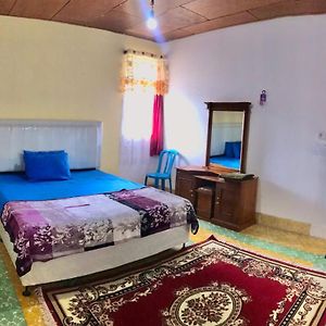 Express O 92070 Mando Homestay Syariah Bukittinggi Exterior photo