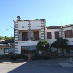 Hostal La Plata Hotell Oropesa Exterior photo